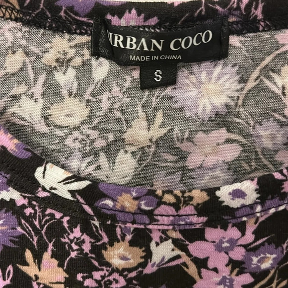 Urban Coco Women’s (S) Purple Floral Crewneck Short Sleeve Pullover T shirt - Picture 4 of 6